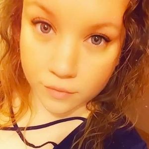 Meet your Posher, Lacey